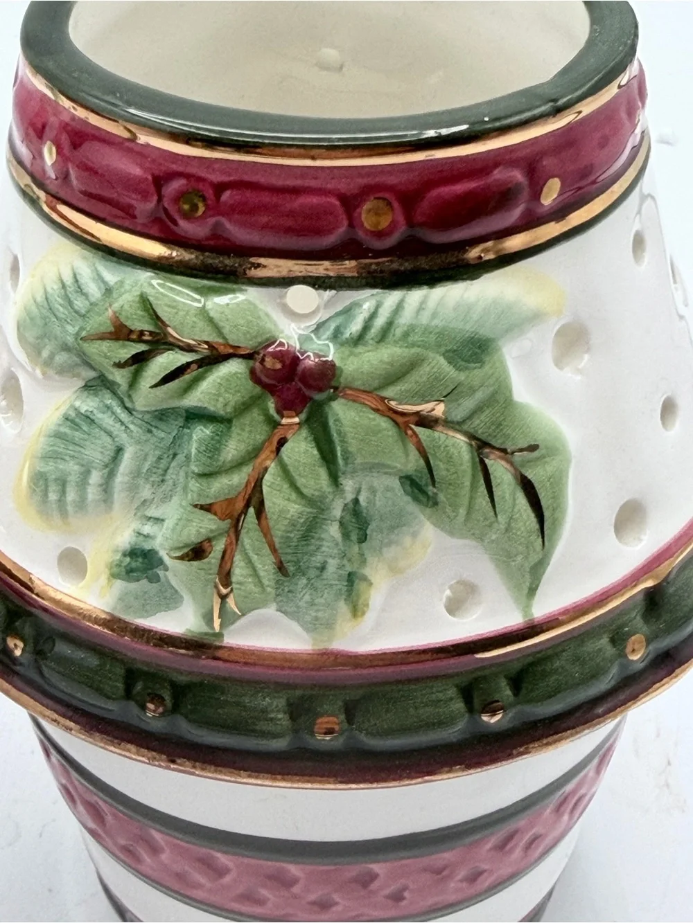 Decorative Christmas White Ceramic Fairy Lamps with Red and Green Accents